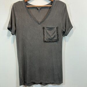 POL Distressed Gray Floral Trim Pocket T-Shirt Size Medium Grunge Bohemian